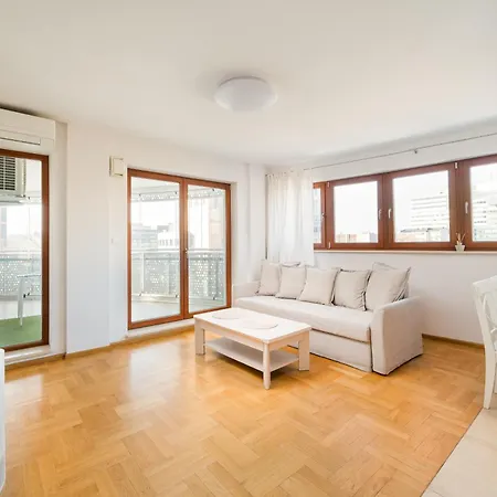 Wronia Business Superior Apartment *