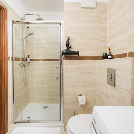 Wronia Business Superior By Bookinghost Appartamento Varsavia